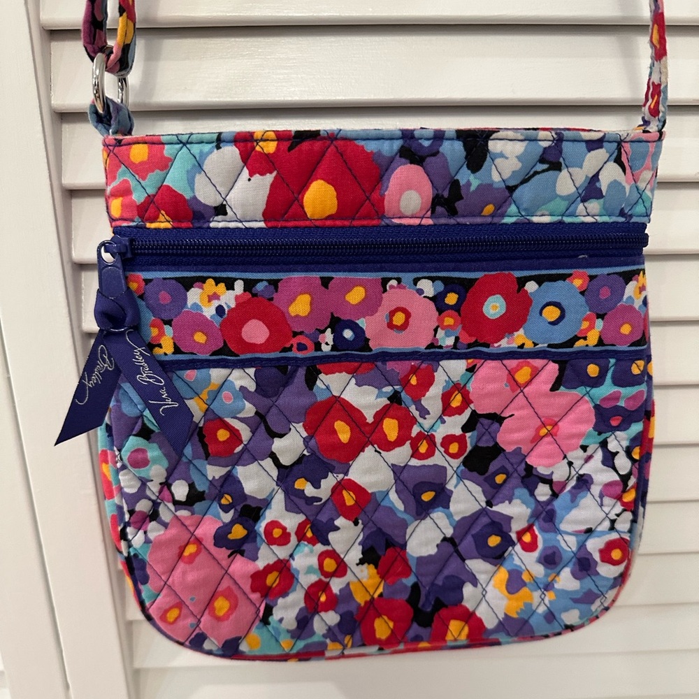 Vera Bradley - Bundle 3 items - Crossbody Bag, Wristlet, and Coin Purse - GUC - Picture 8 of 13
